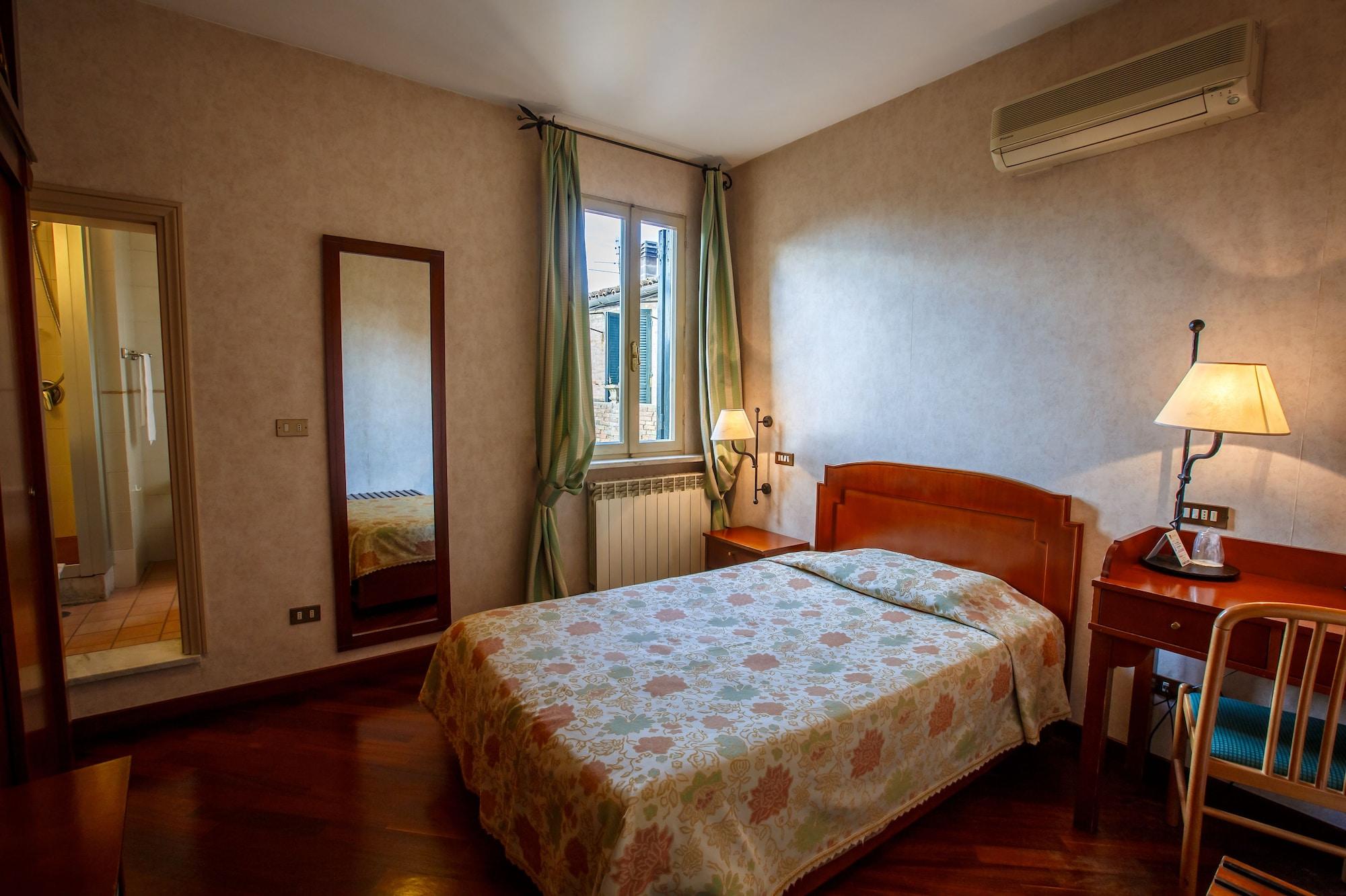 Hotel Fortuna Perugia Esterno foto