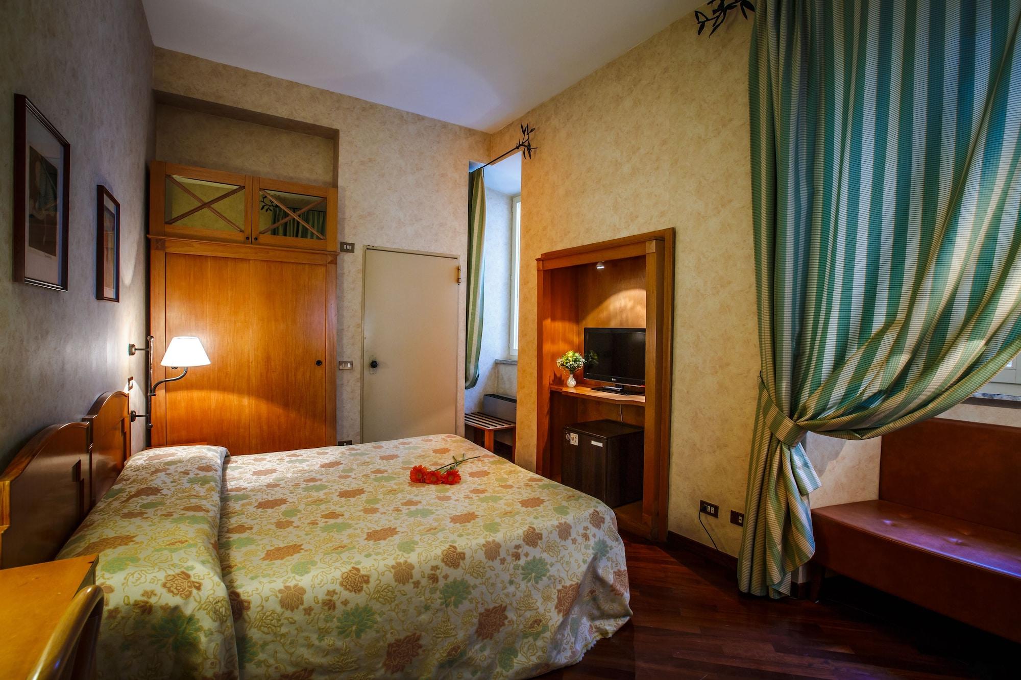 Hotel Fortuna Perugia Esterno foto