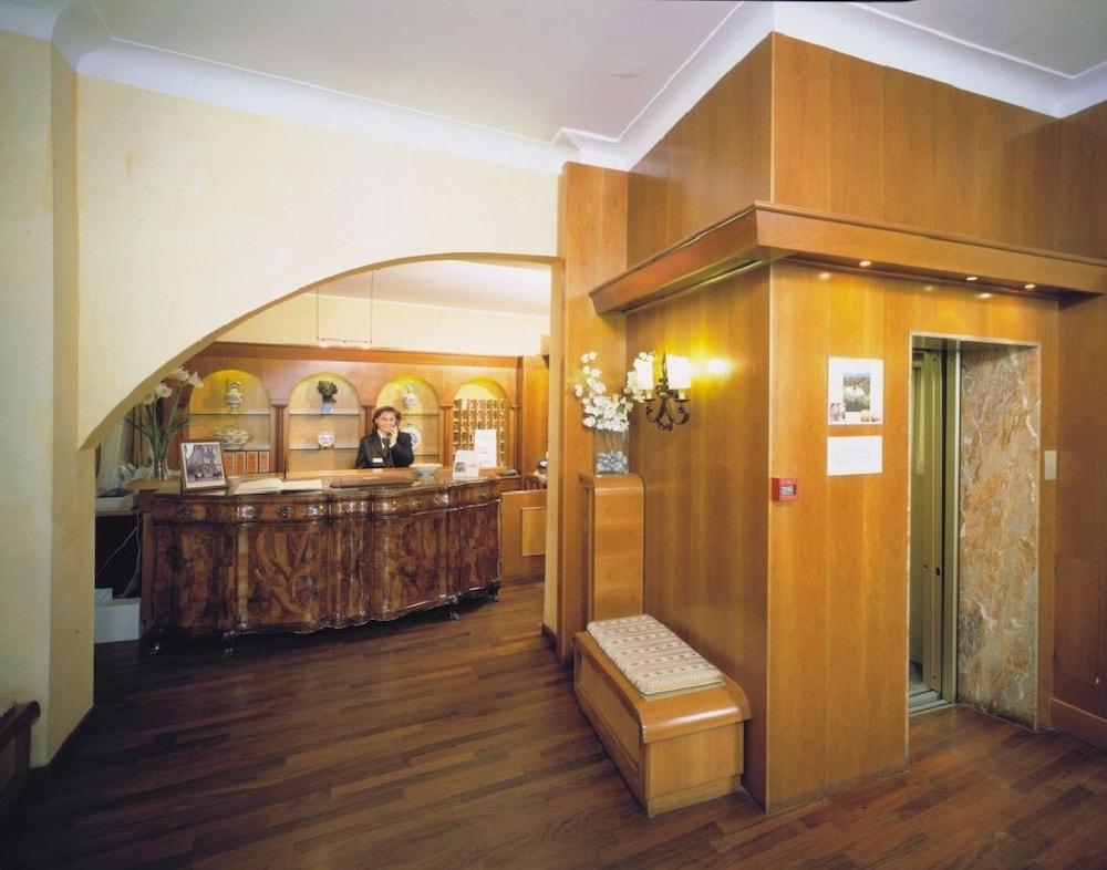 Hotel Fortuna Perugia Esterno foto