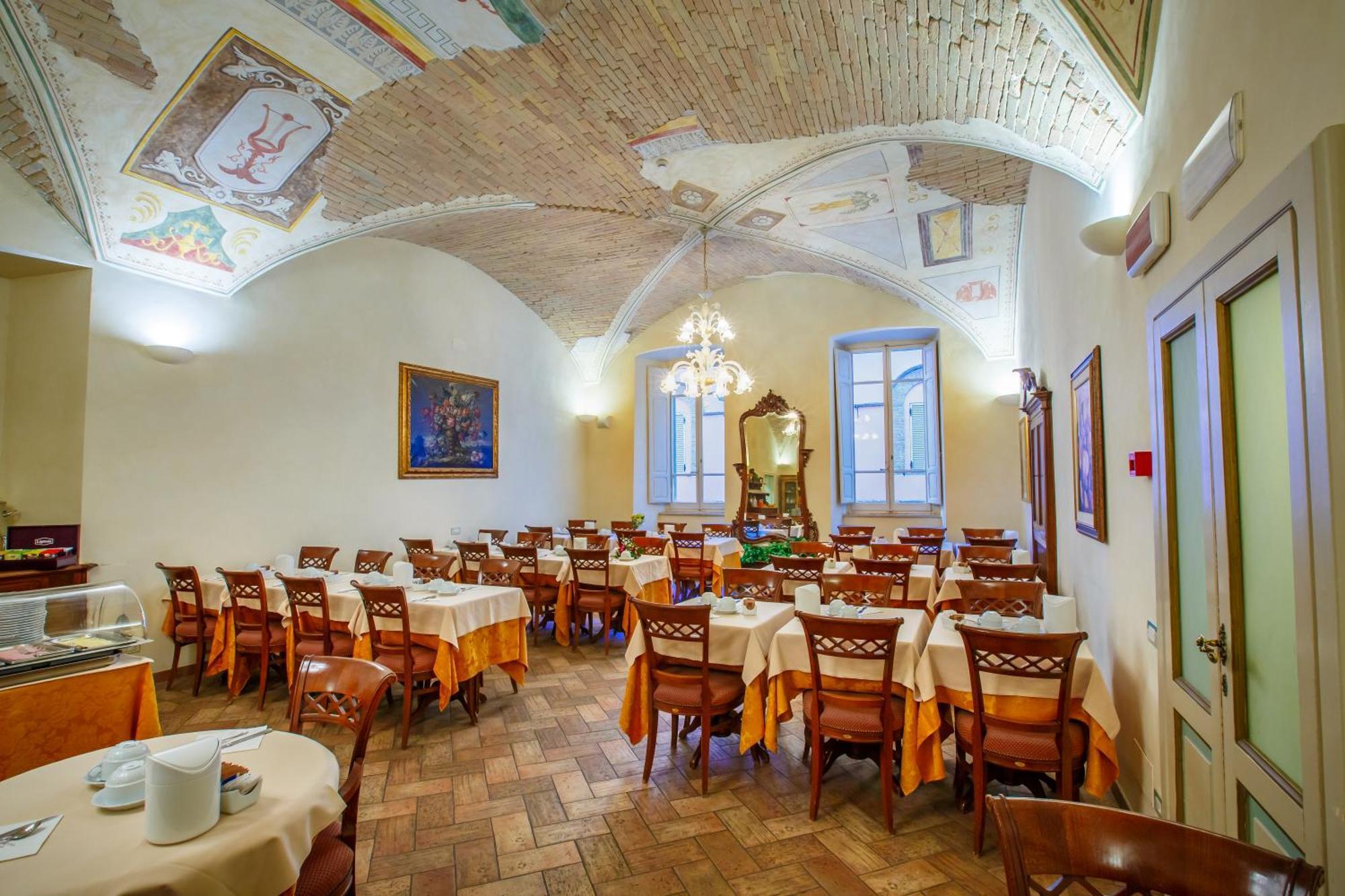 Hotel Fortuna Perugia Esterno foto
