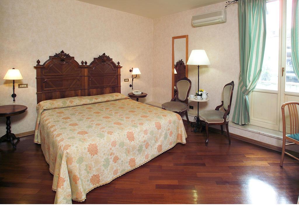 Hotel Fortuna Perugia Esterno foto